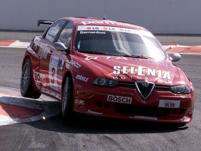 Romana Bernardoni. ETCC Magny-Cours 2002 (© Alfa Romeo Media)