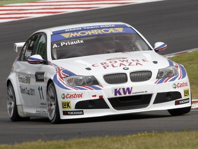 Andy Priaulx. WTCC Brands Hatch 2010 (&copy; PSP Images)