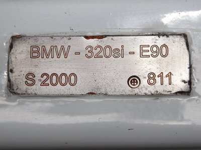 Chassis plate