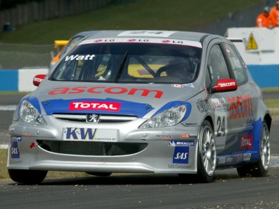 #24 Jason Watt (DEN). Peugeot Sport Engineering. Peugeot 307 Gti. 2004 ETCC (© PSP Images)