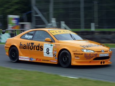 Tim Harvey. Brands Hatch BTCC 2002 (© PSP Images)