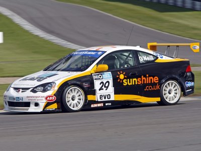 Paul O'Neill. BTCC Donington Park 2007