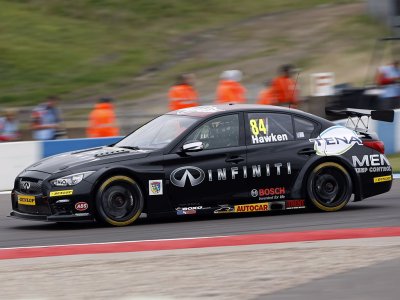 Richard Hawken. BTCC Donington Park 2015 (© PSP Images)