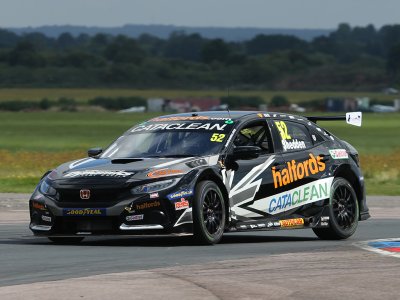 Gordon Shedden.  Thruxton 2021. (© PSP Images)