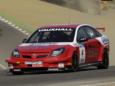 Matt Neal. 2008 Brands Hatch (© PSP Images)